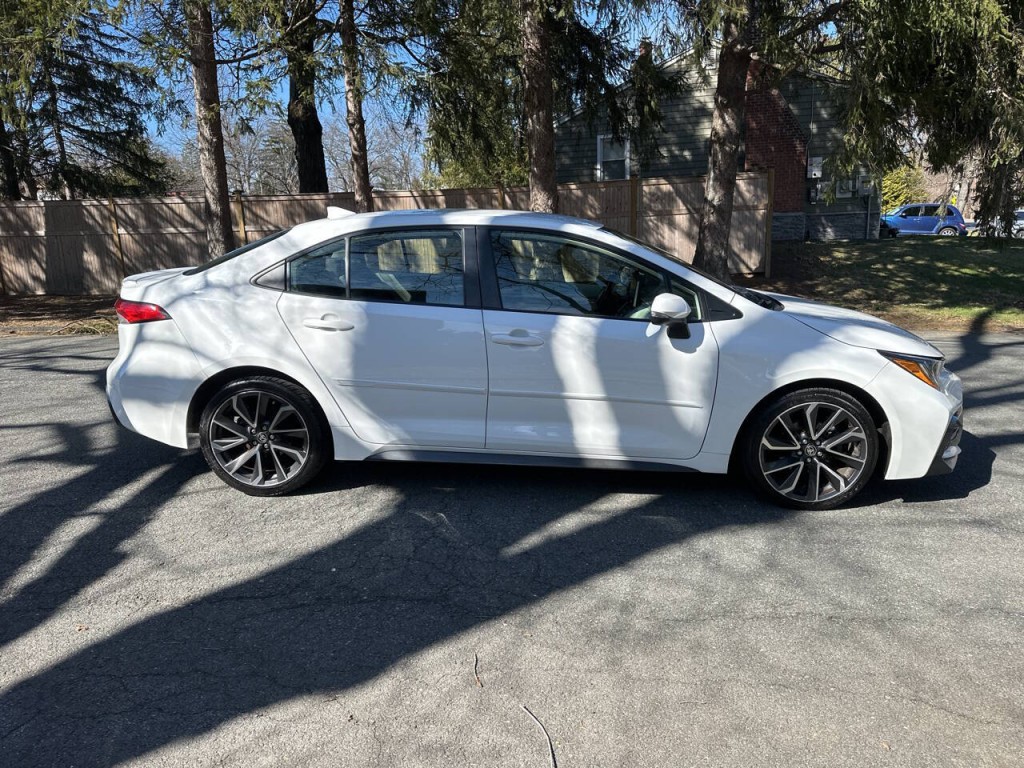 2020 Toyota Corolla Image 3