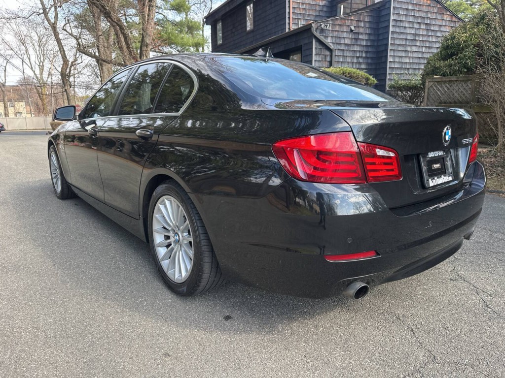 2012 BMW 5 Series Image 6