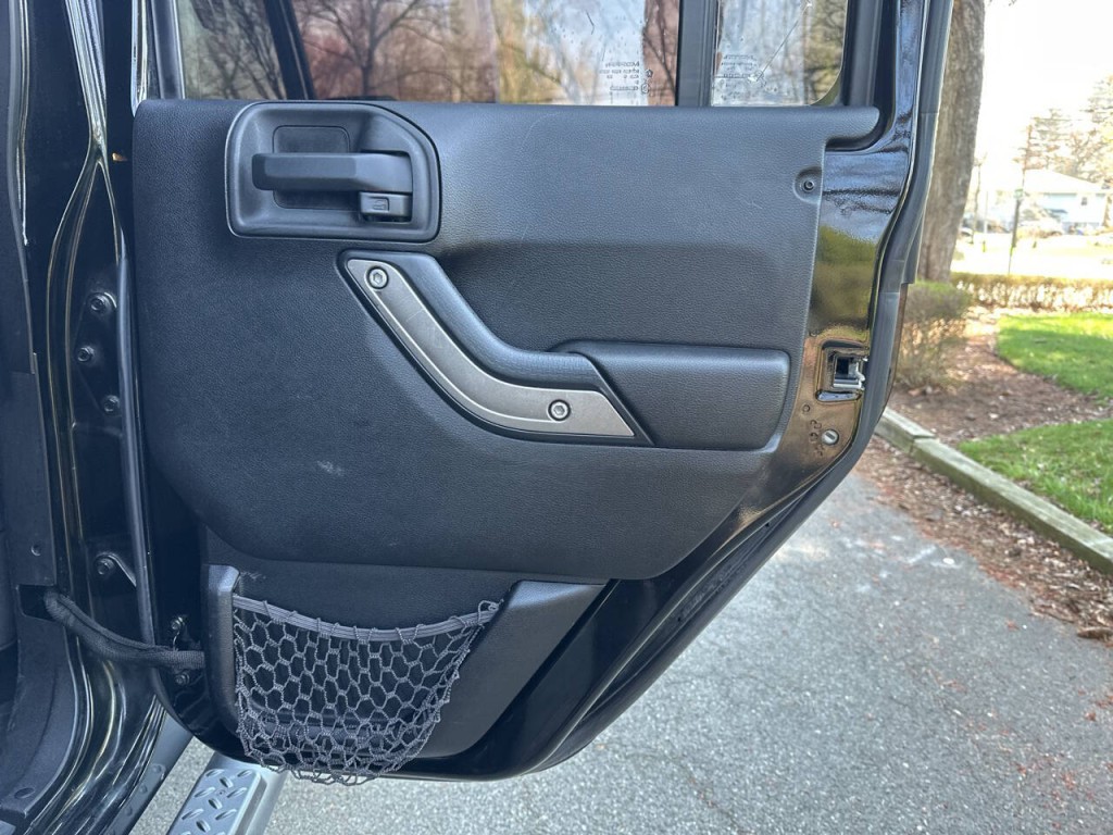 2014 Jeep Wrangler Unlimited Image 23