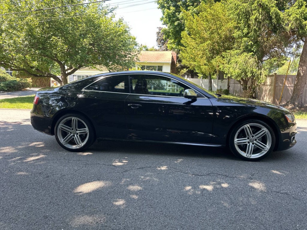 2011 Audi S5 Image 3