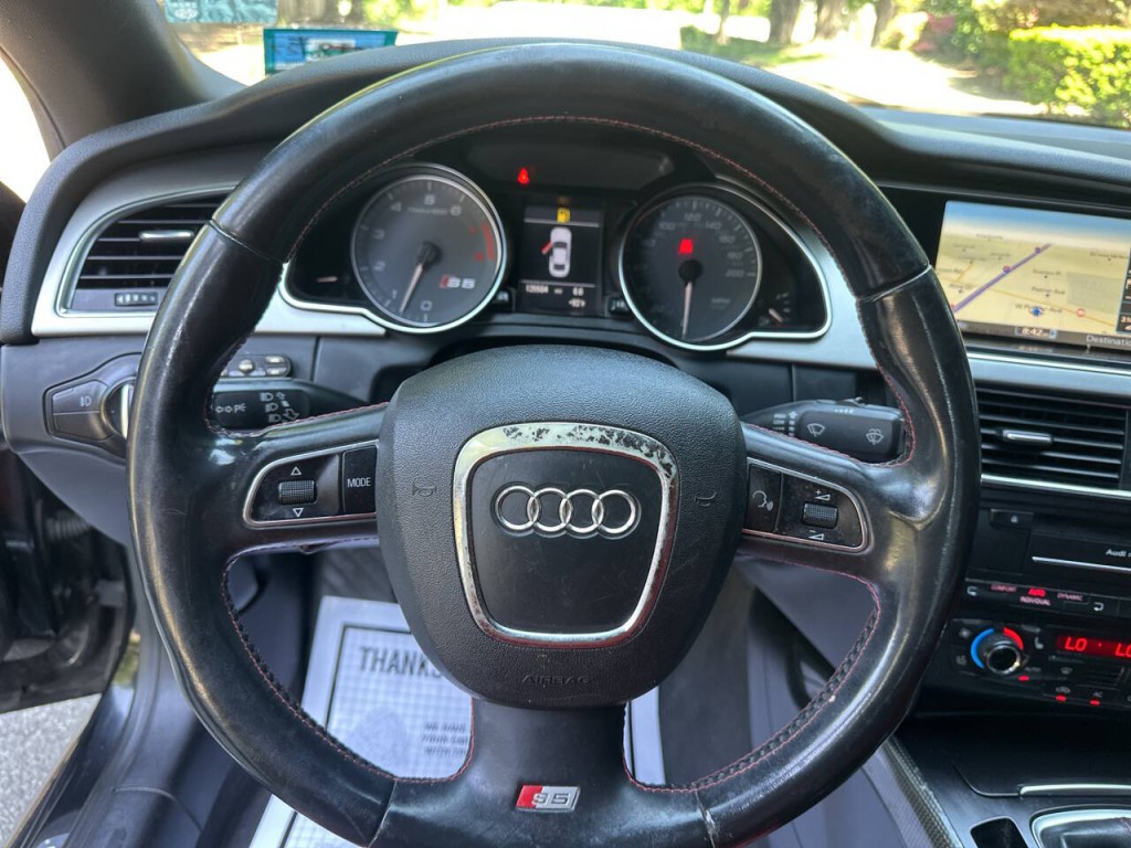 2011 Audi S5 Image 13