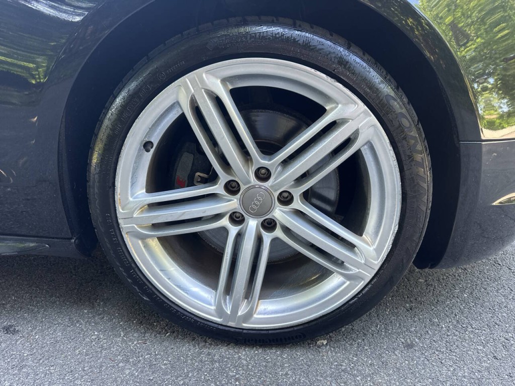 2011 Audi S5 Image 30