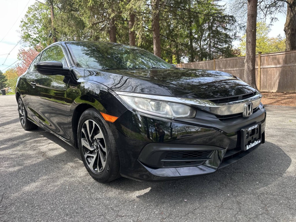 2017 Honda Civic Image 2