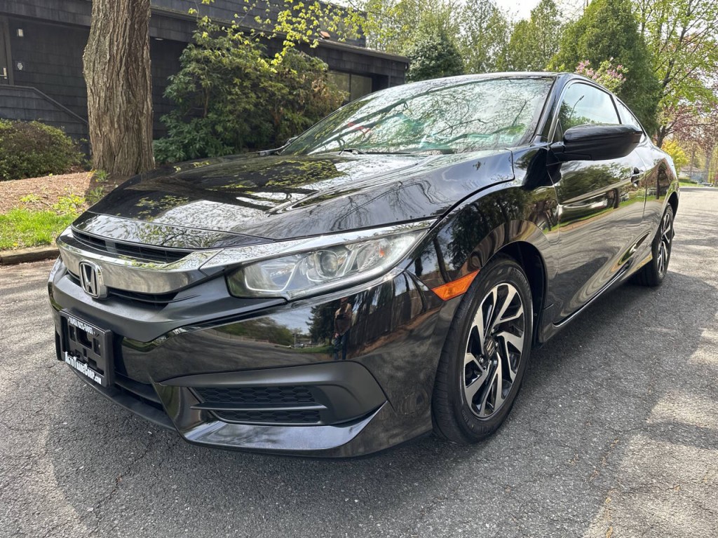 2017 Honda Civic Image 8