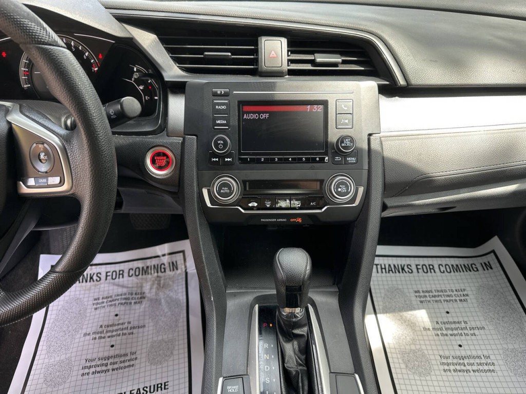 2017 Honda Civic Image 13