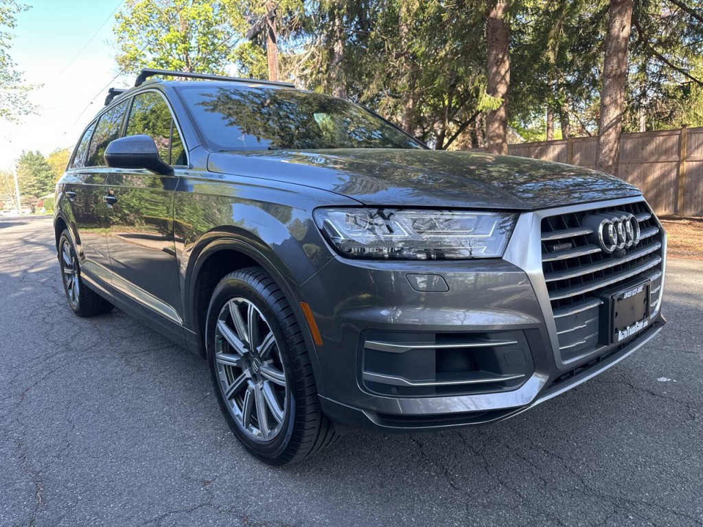 2018 Audi Q7 Image 2