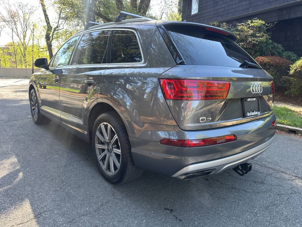 2018 Audi Q7 Image 6