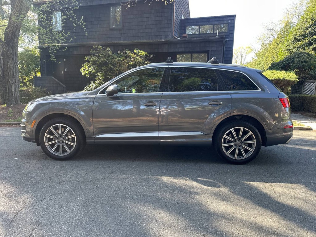2018 Audi Q7 Image 7