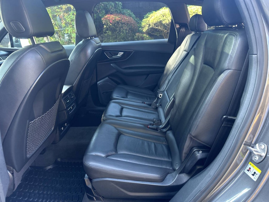 2018 Audi Q7 Image 17