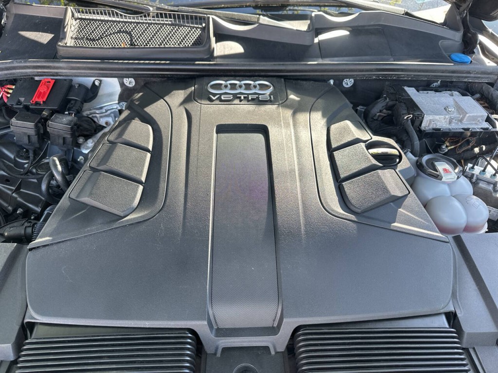 2018 Audi Q7 Image 31