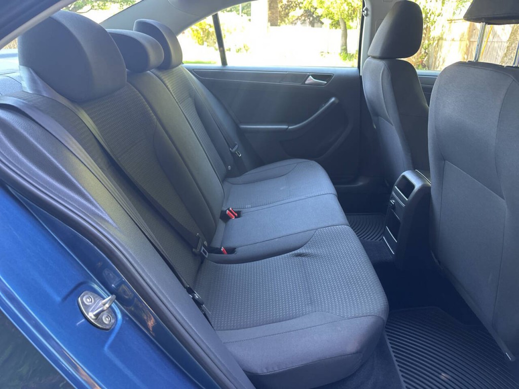 2015 Volkswagen Jetta Image 19