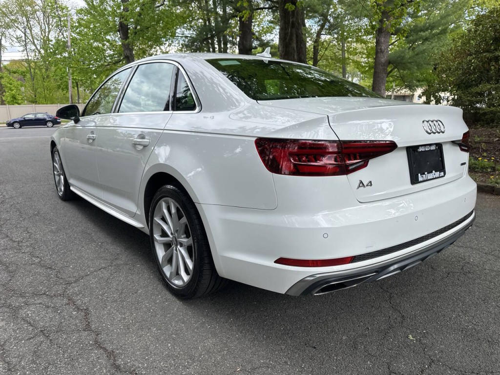 2019 Audi A4 Image 6