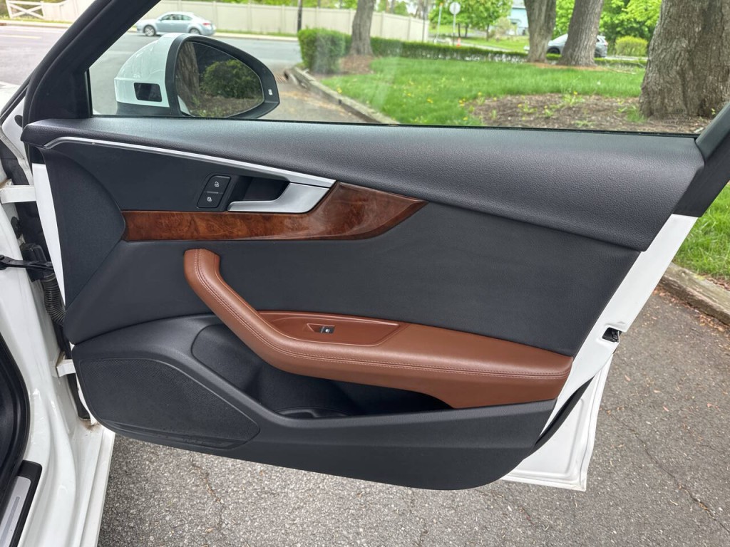 2019 Audi A4 Image 24