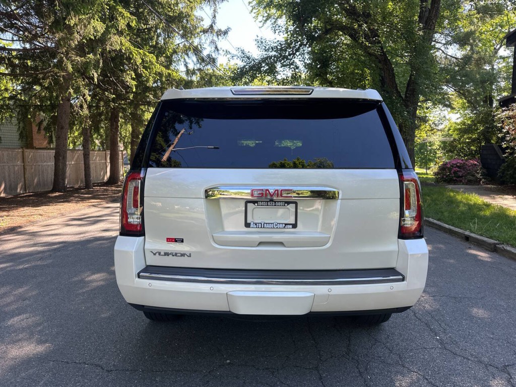 2015 GMC Yukon Image 5