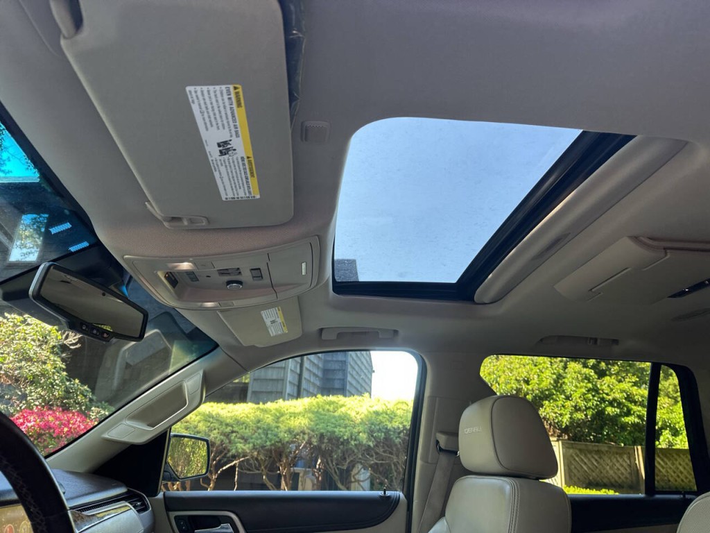 2015 GMC Yukon Image 20