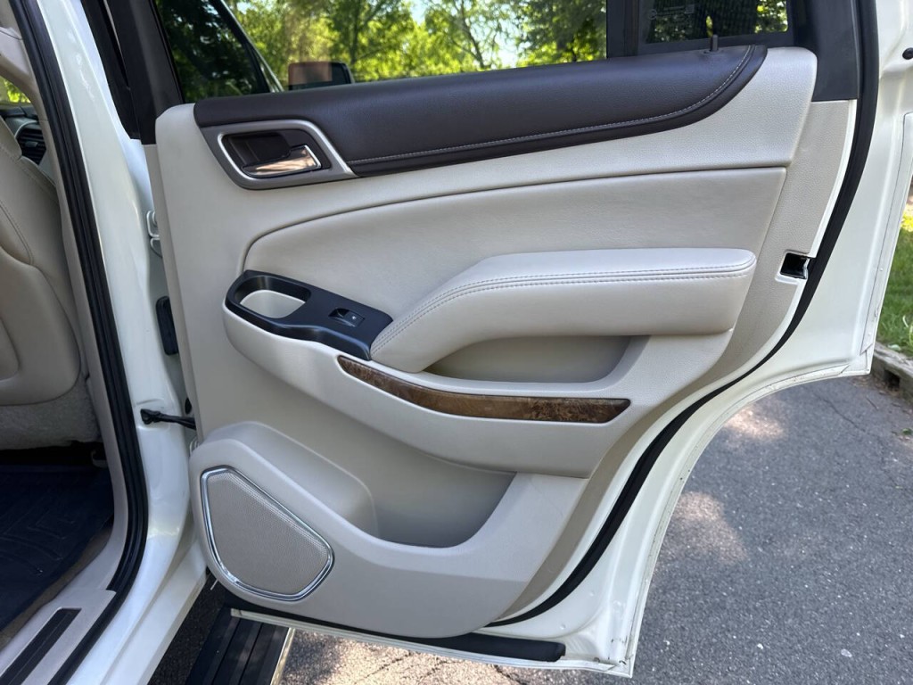 2015 GMC Yukon Image 31