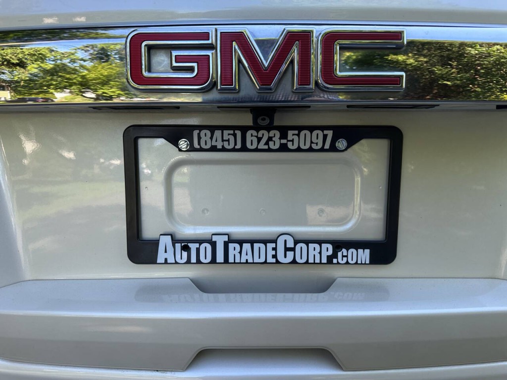 2015 GMC Yukon Image 38