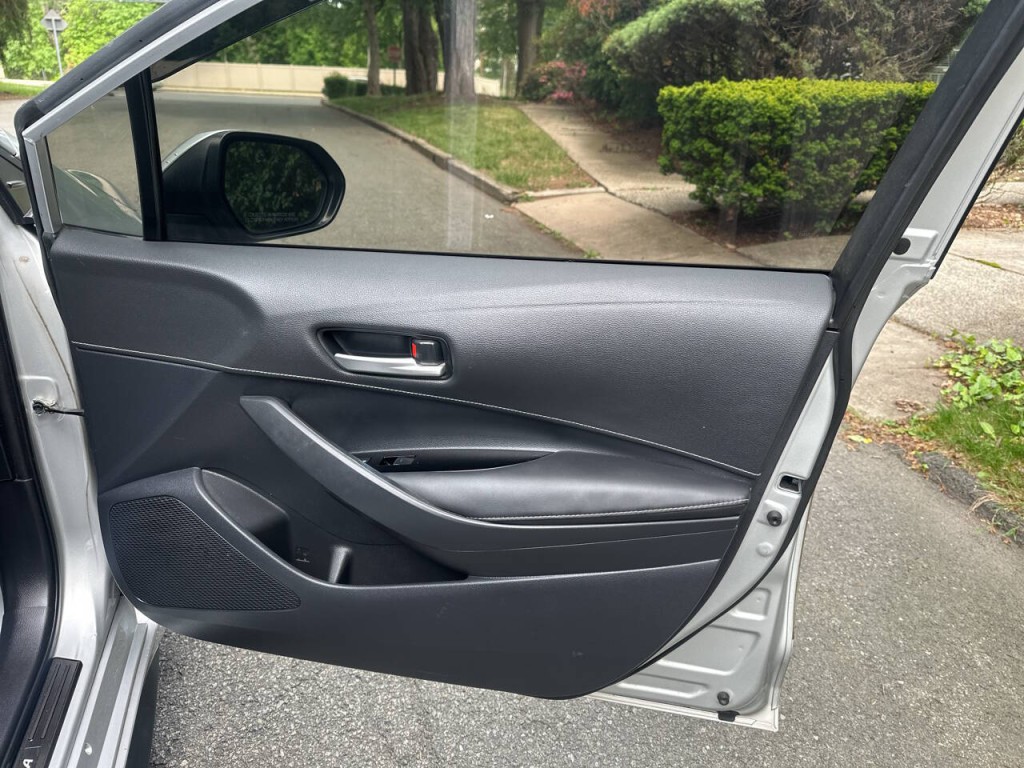 2020 Toyota Corolla Image 20