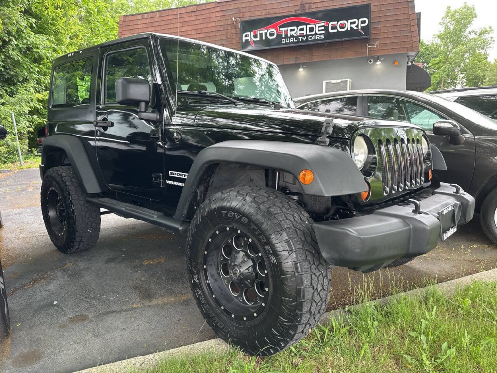 2013 Jeep Wrangler Image 2