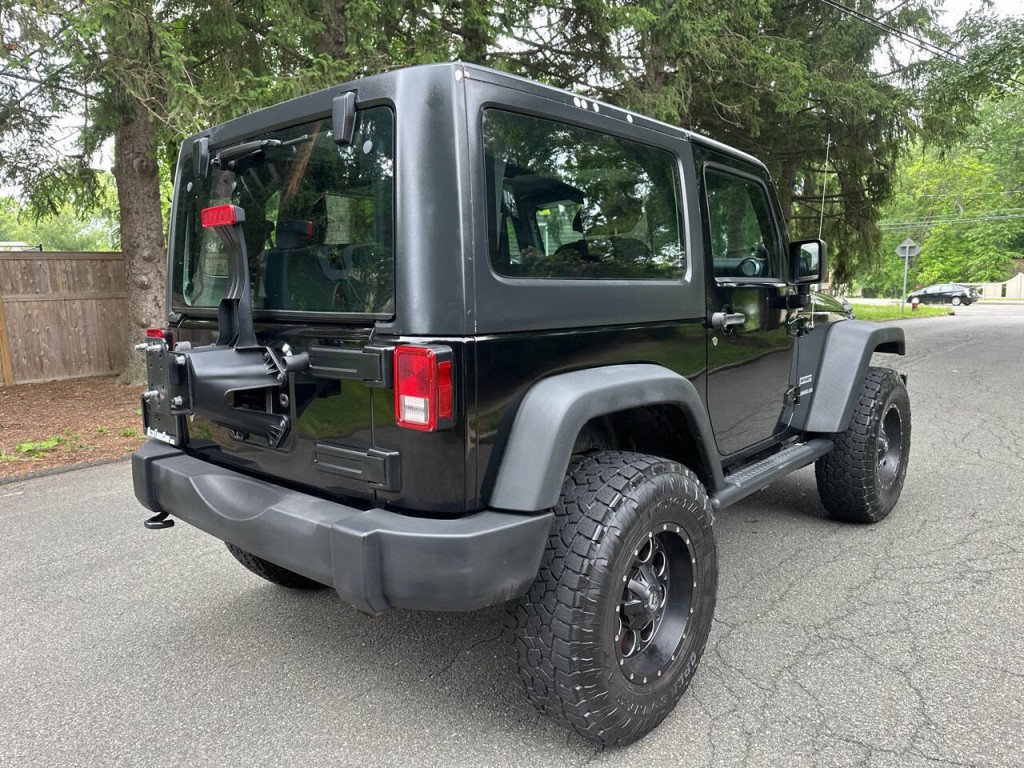 2013 Jeep Wrangler Image 5