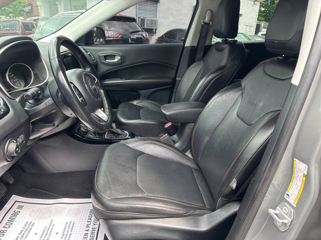 2021 Jeep Compass Image 10