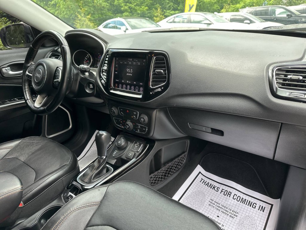 2021 Jeep Compass Image 20