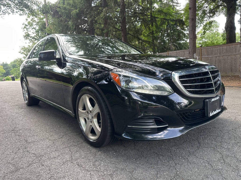 2014 Mercedes-Benz E-Class Image 2
