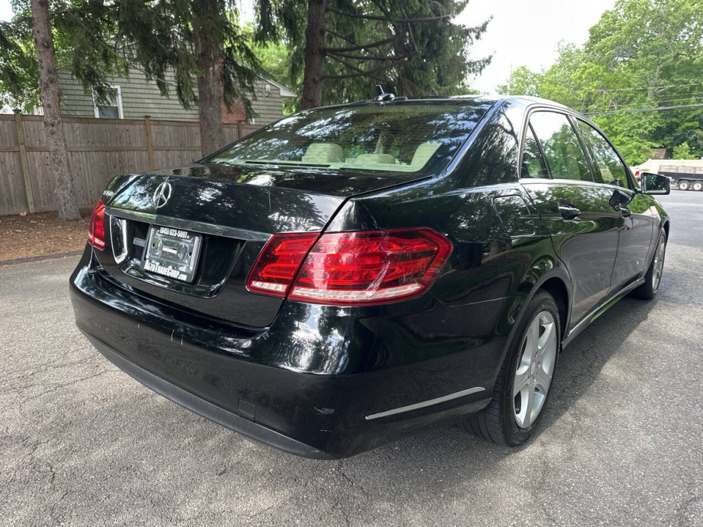 2014 Mercedes-Benz E-Class Image 4