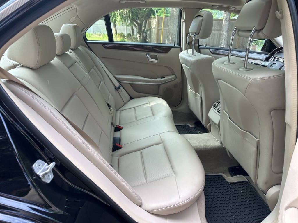 2014 Mercedes-Benz E-Class Image 22