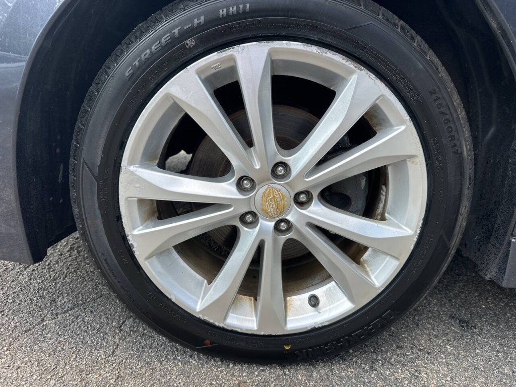 2013 Subaru Legacy Image 24