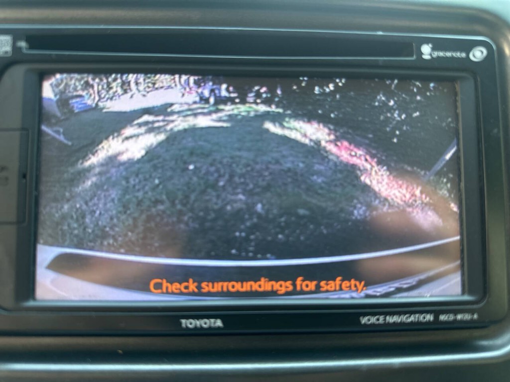 2014 Toyota Sienna Image 12