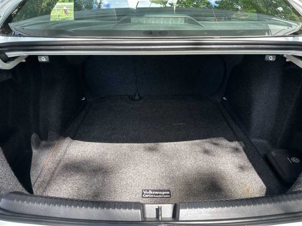 2017 Volkswagen Jetta Image 22