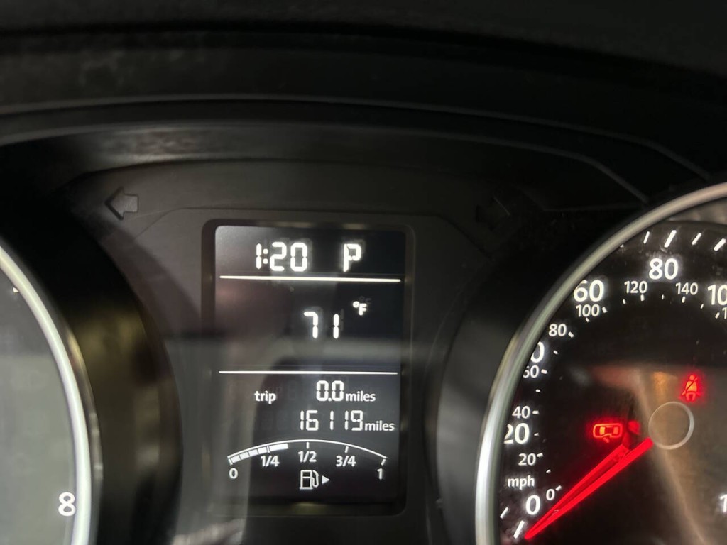 2016 Volkswagen Jetta Image 12