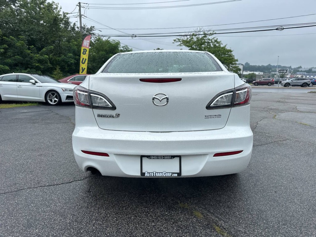 2012 Mazda Mazda3 Image 4