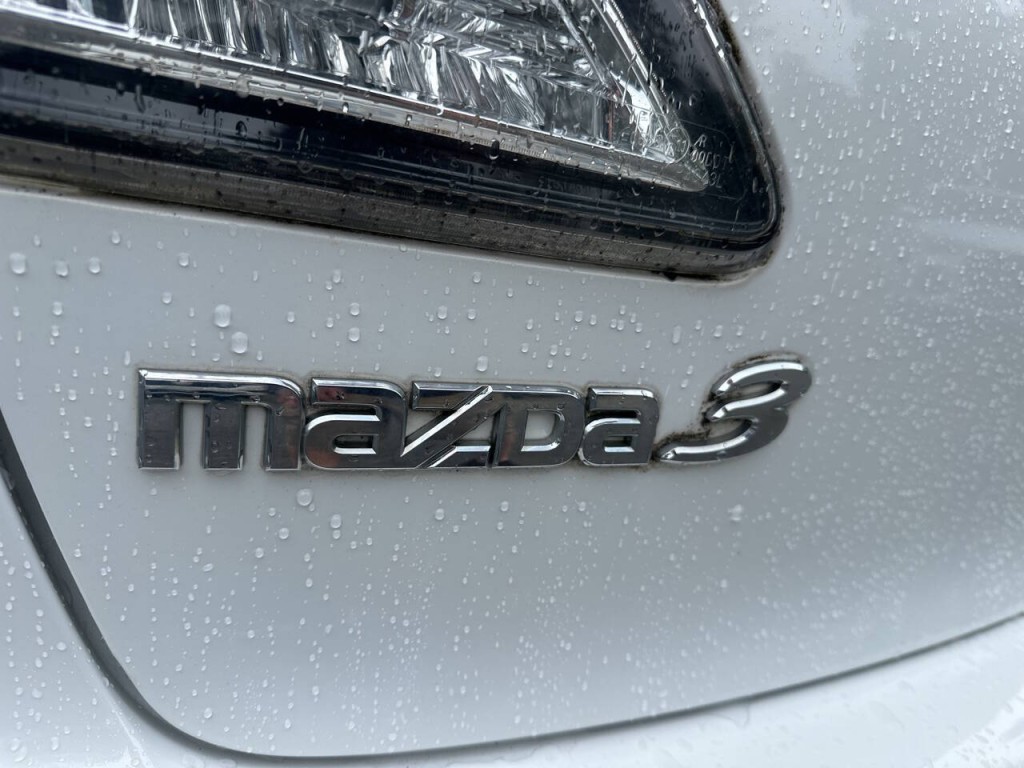 2012 Mazda Mazda3 Image 28