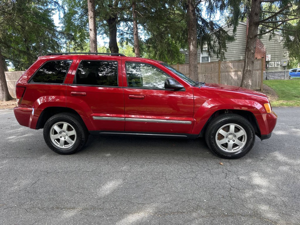 2010 Jeep Grand Cherokee Image 3