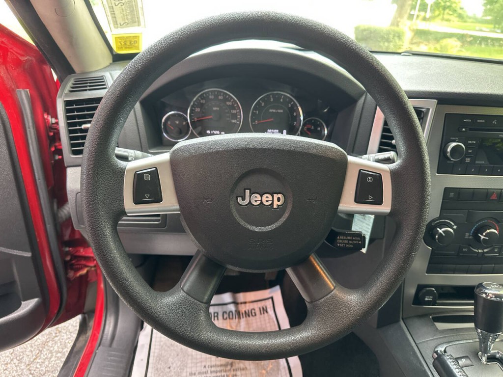 2010 Jeep Grand Cherokee Image 11