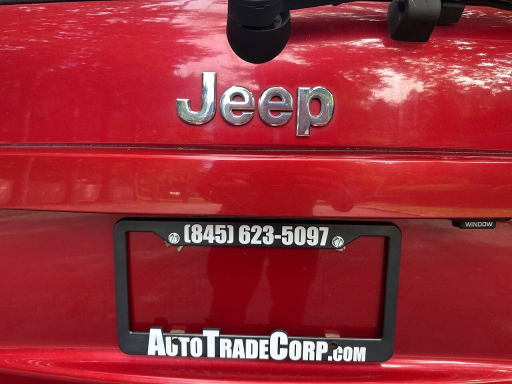 2010 Jeep Grand Cherokee Image 25