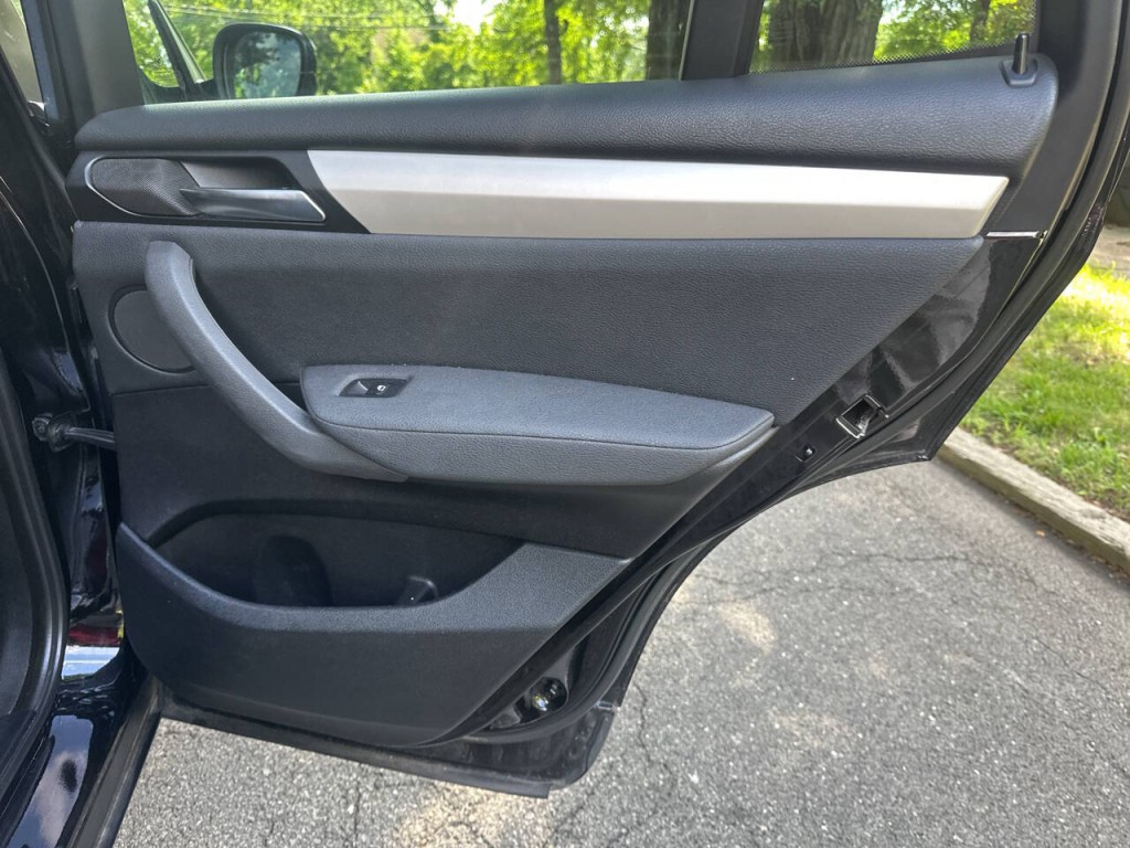 2012 BMW X3 Image 21