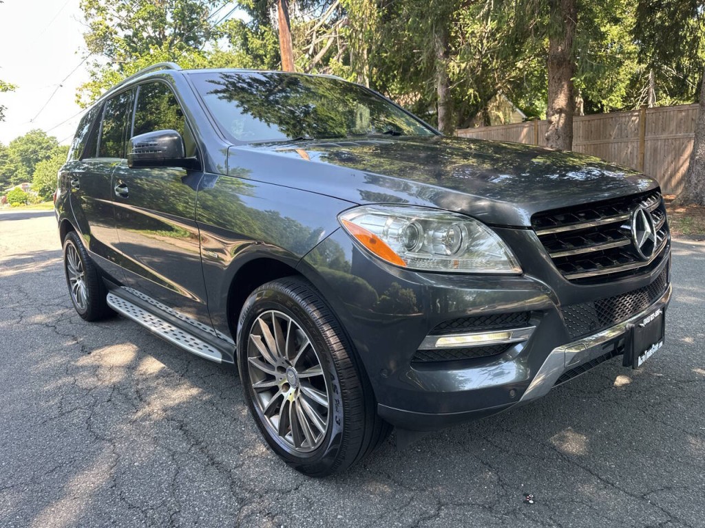 2012 Mercedes-Benz M-Class Image 2
