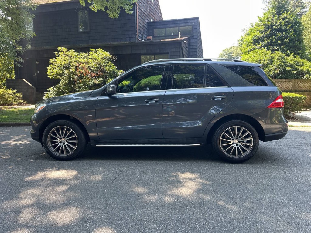 2012 Mercedes-Benz M-Class Image 7