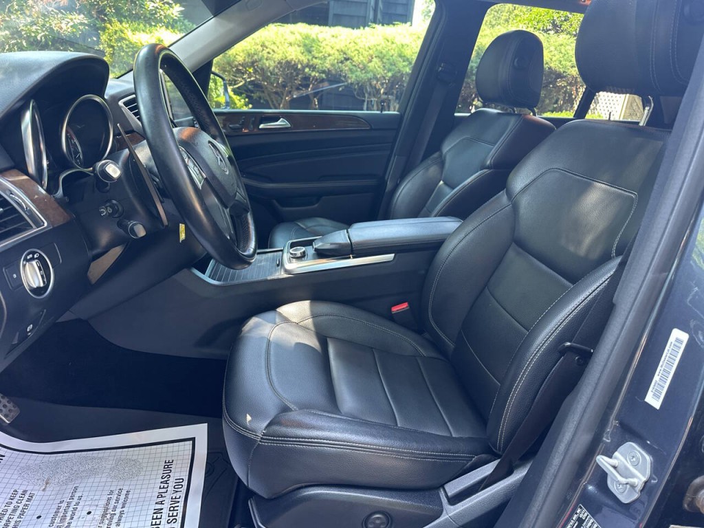 2012 Mercedes-Benz M-Class Image 10