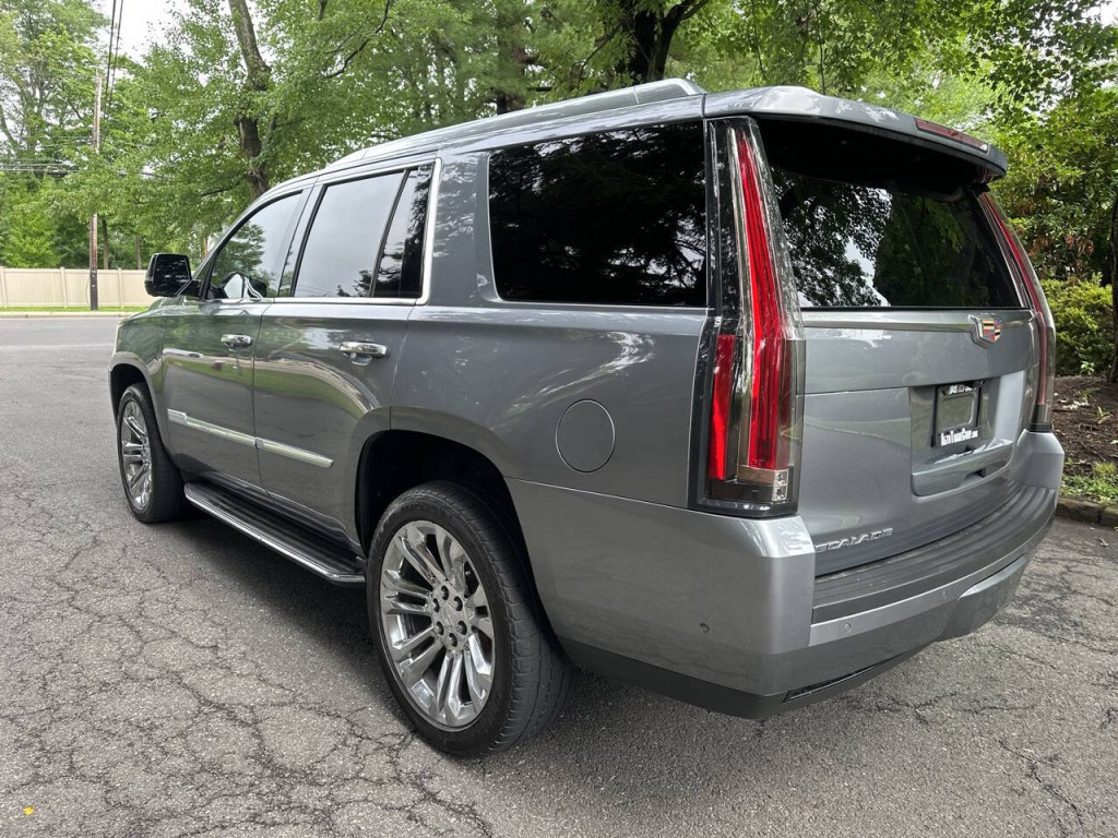 2019 Cadillac Escalade Image 6