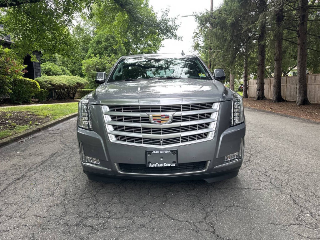 2019 Cadillac Escalade Image 9