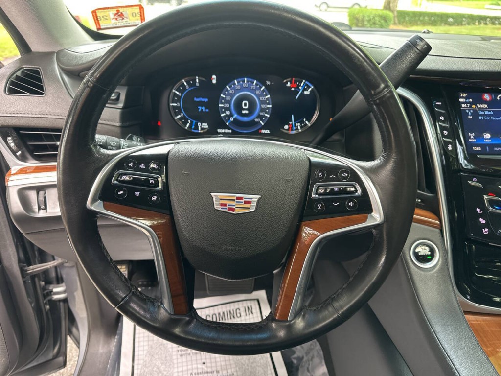 2019 Cadillac Escalade Image 11