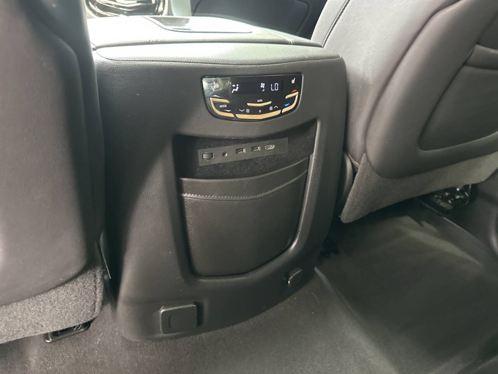 2019 Cadillac Escalade Image 22