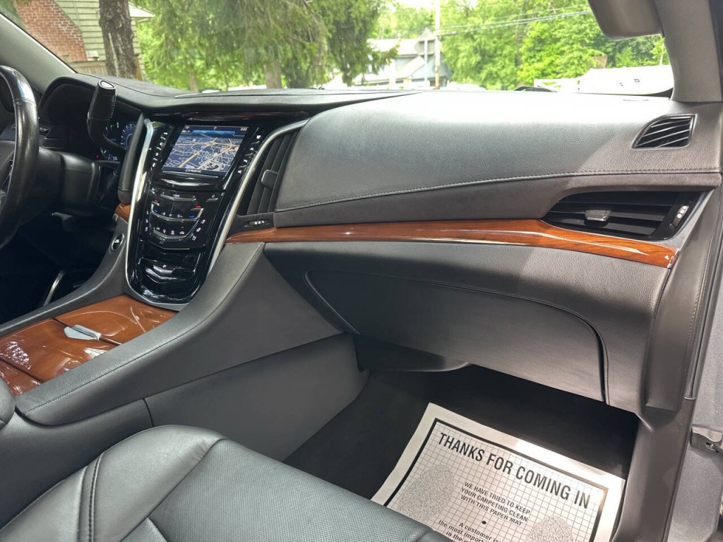 2019 Cadillac Escalade Image 26