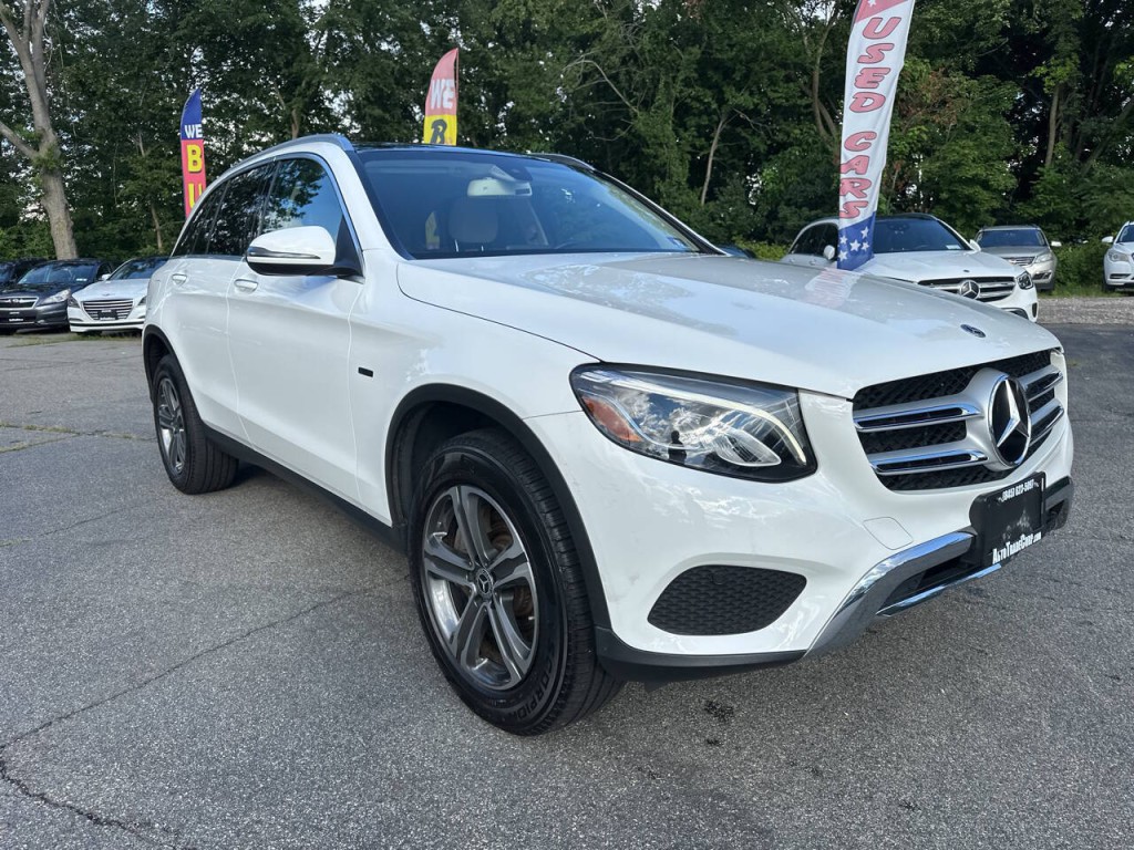 2019 Mercedes-Benz GLC-Class Image 2
