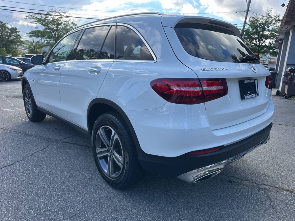 2019 Mercedes-Benz GLC-Class Image 6