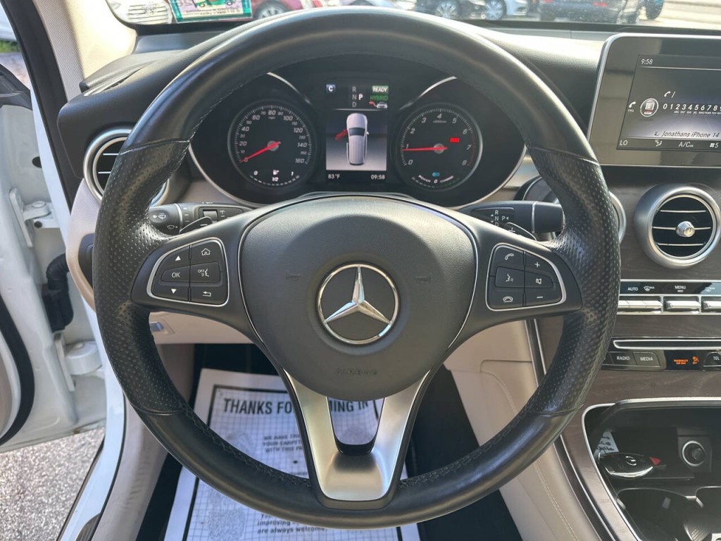 2019 Mercedes-Benz GLC-Class Image 11
